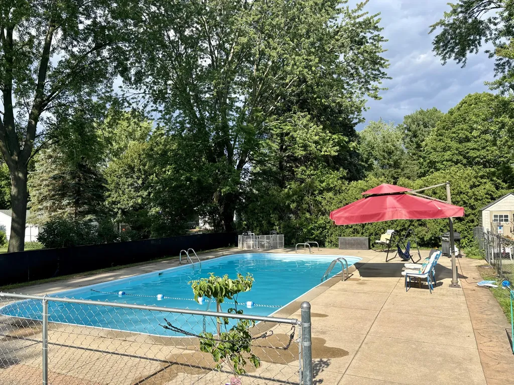 7524 Cherry Avenue Georgetown Charter Township MI 49428