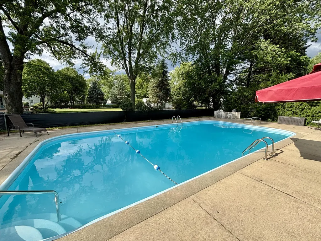 7524 Cherry Avenue Georgetown Charter Township MI 49428