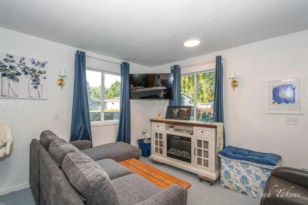 7524 Cherry Avenue Georgetown Charter Township MI 49428