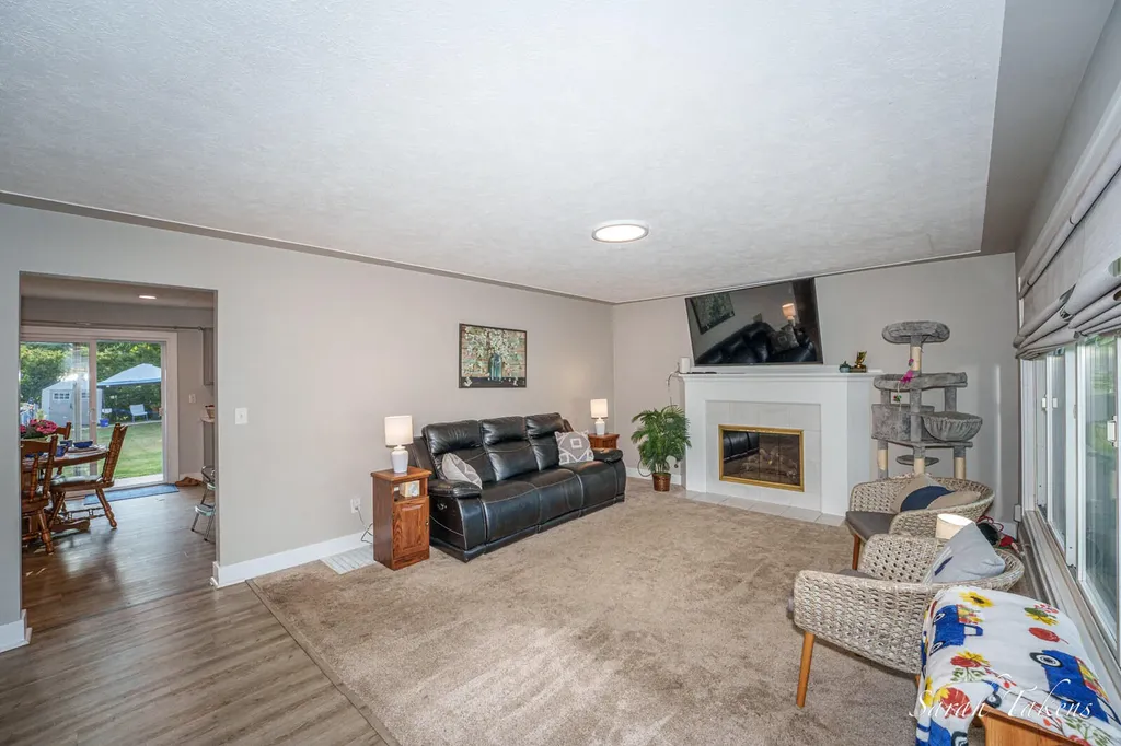 7524 Cherry Avenue Georgetown Charter Township MI 49428