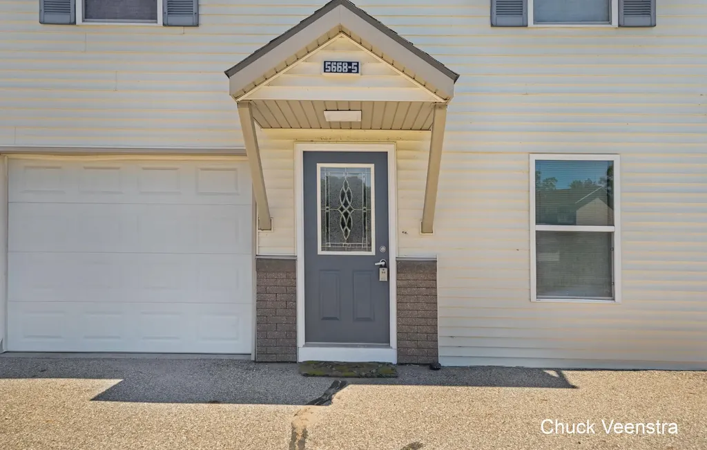 5668 E Town Georgetown Charter Township MI 49426