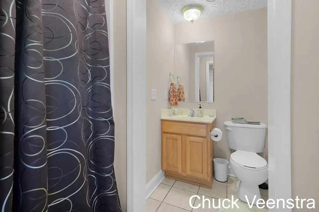 5668 E Town Georgetown Charter Township MI 49426