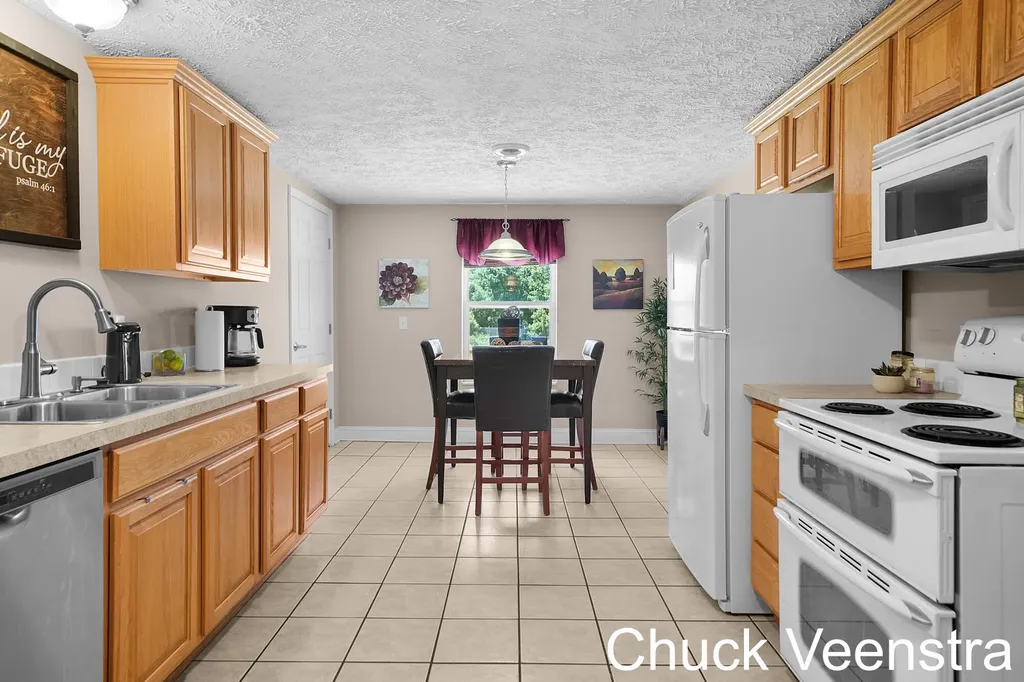 5668 E Town Georgetown Charter Township MI 49426