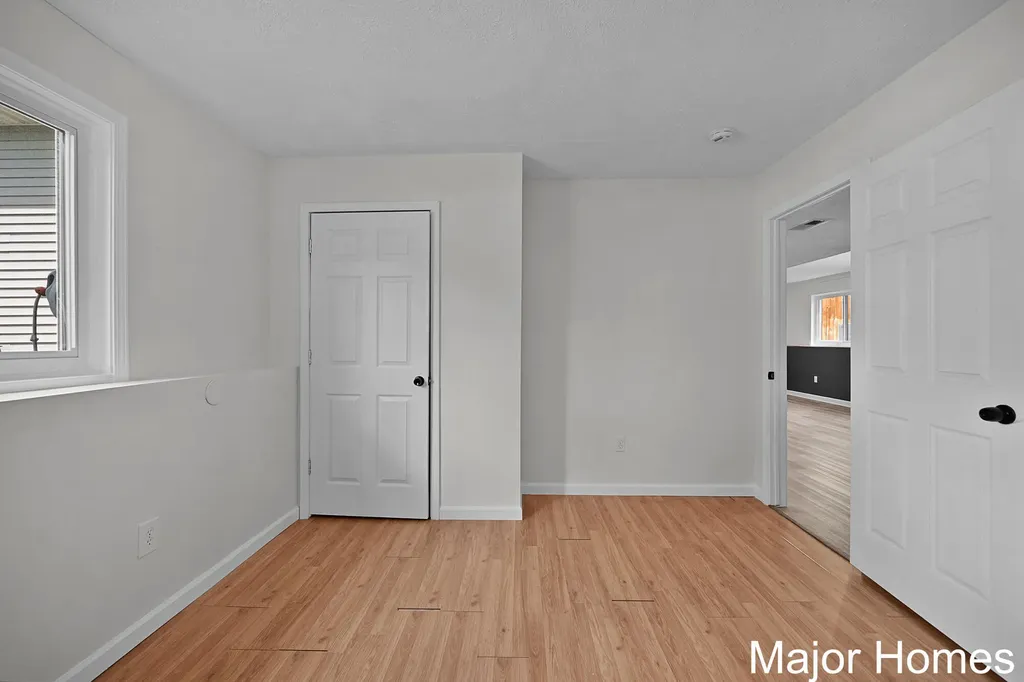 130 Regent Street SE Kentwood City MI 49548