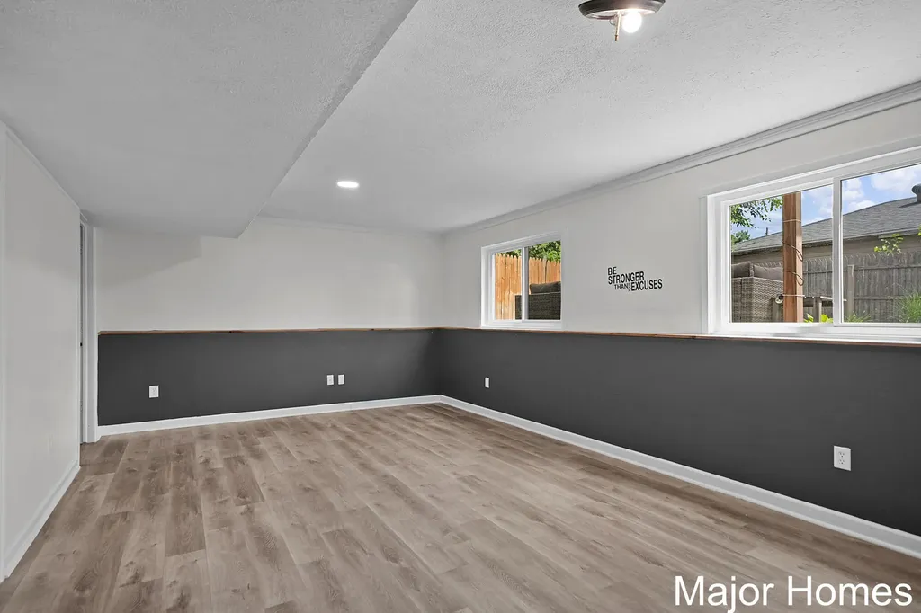 130 Regent Street SE Kentwood City MI 49548