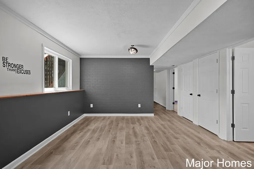 130 Regent Street SE Kentwood City MI 49548
