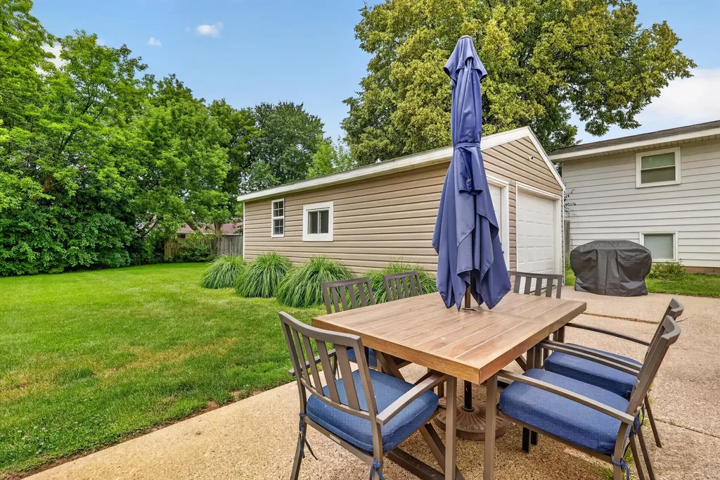 1371 Beckwith Avenue NE Grand Rapids City MI 49505
