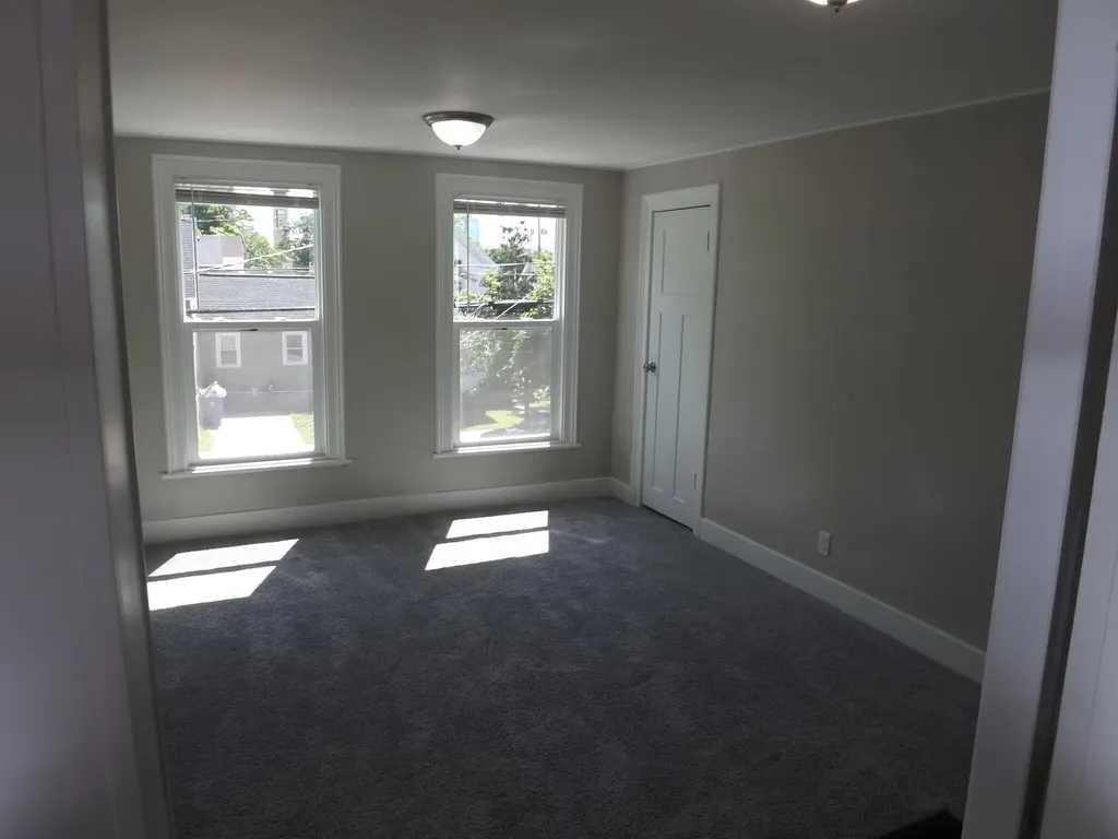 21 Gold Avenue NW Grand Rapids City MI 49504