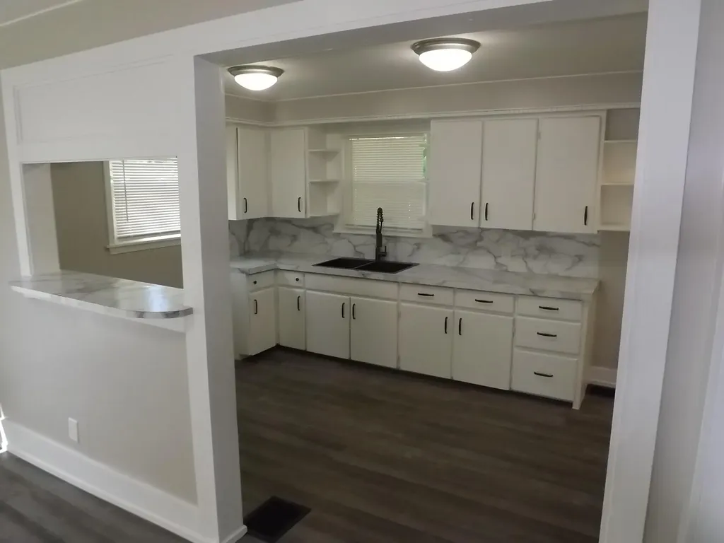 21 Gold Avenue NW Grand Rapids City MI 49504