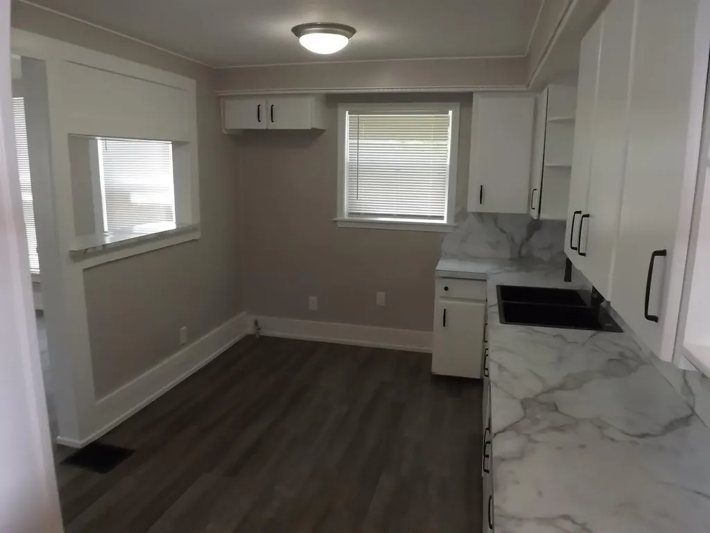 21 Gold Avenue NW Grand Rapids City MI 49504