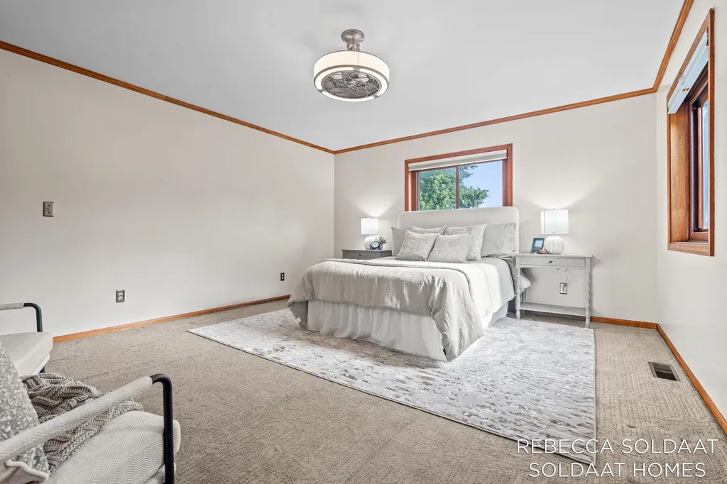 3464 Leonard Street NW Walker City MI 49534