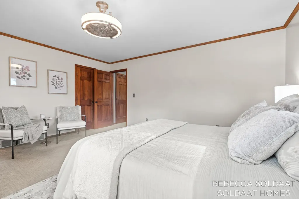 3464 Leonard Street NW Walker City MI 49534