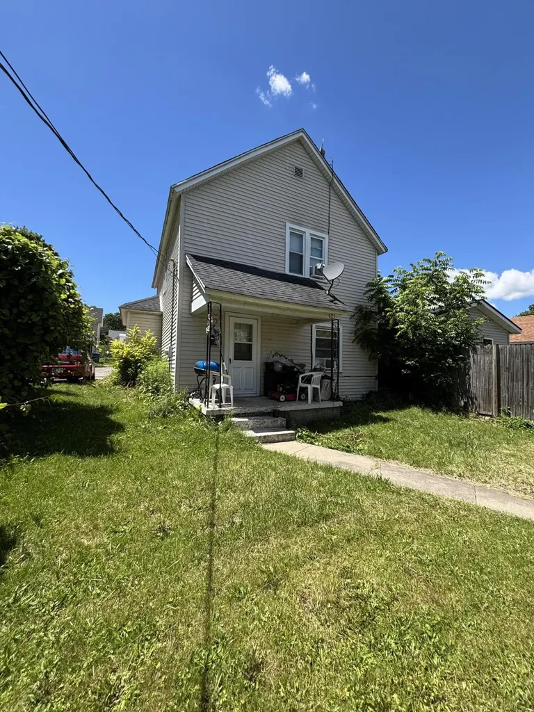 623 Lane Avenue NW Grand Rapids City MI 49504