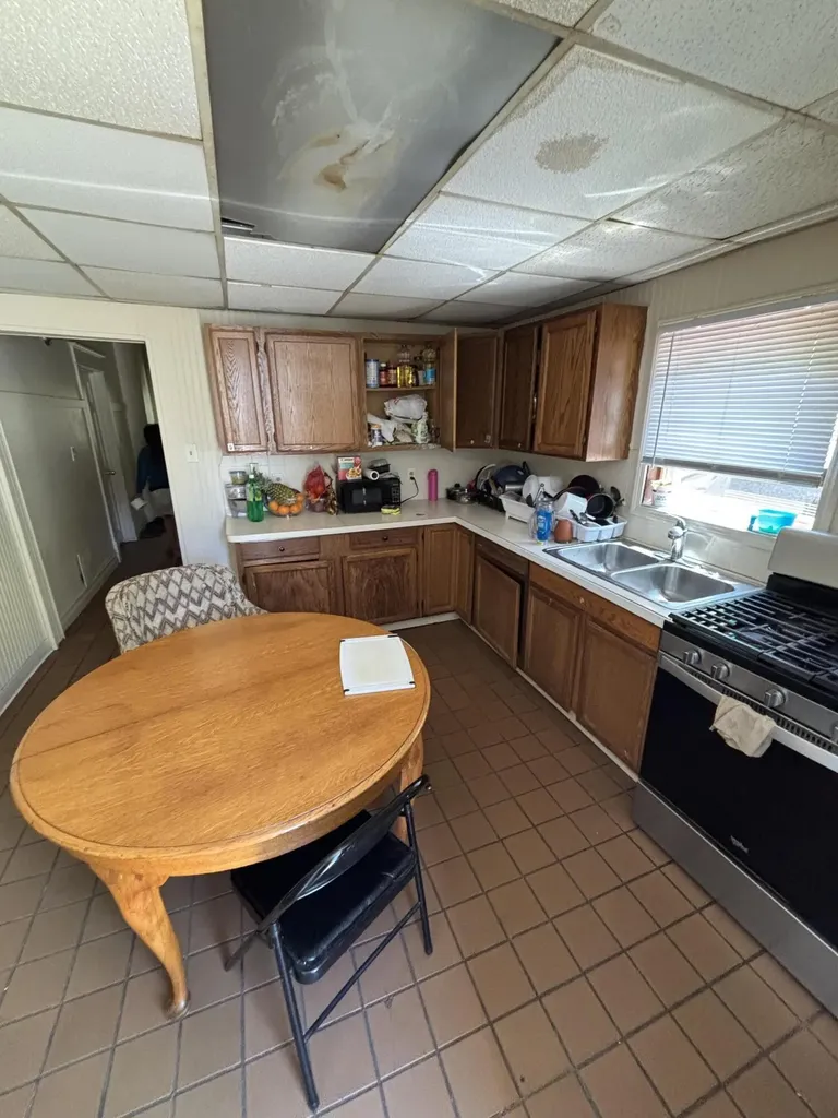 623 Lane Avenue NW Grand Rapids City MI 49504