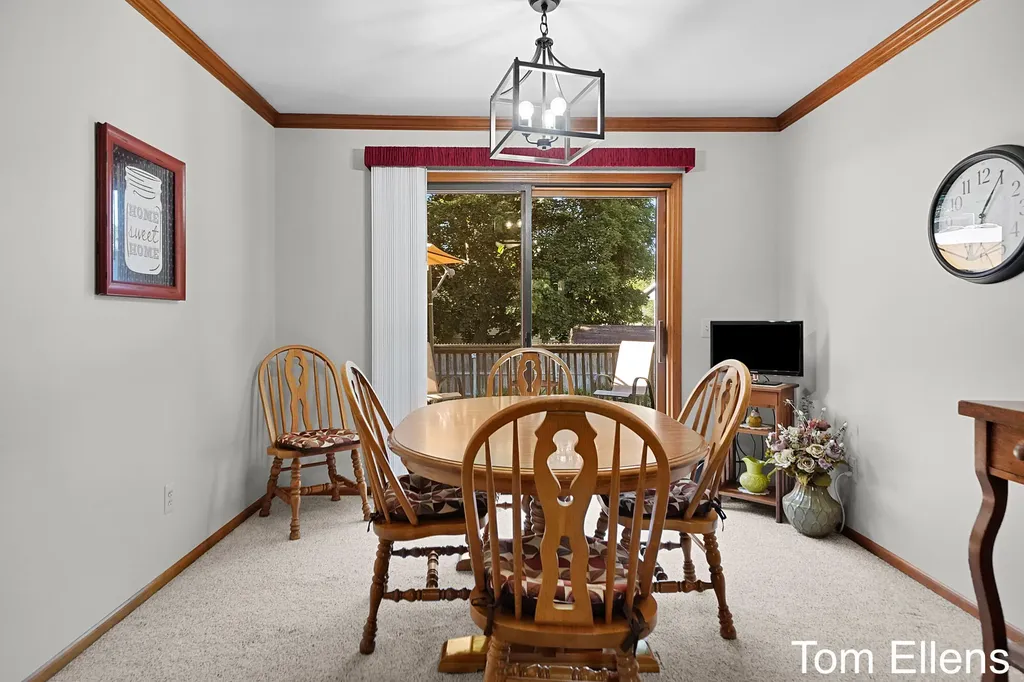 2945 Rolling Hills Court Georgetown Charter Township MI 49426