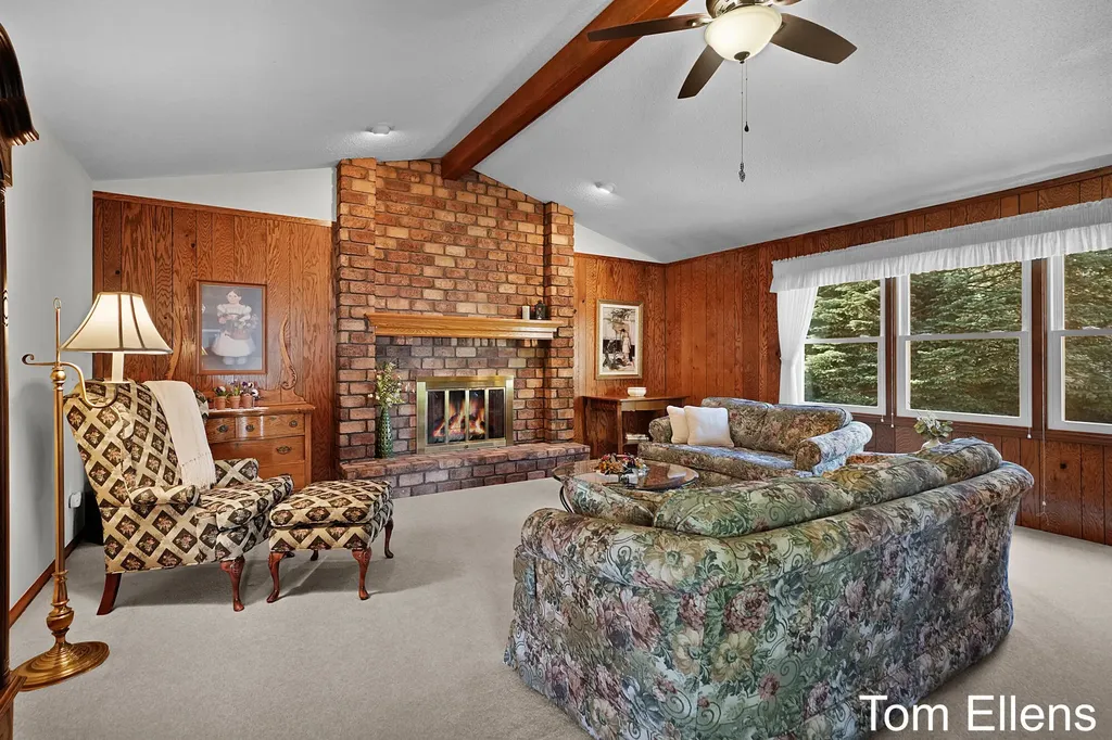 2945 Rolling Hills Court Georgetown Charter Township MI 49426