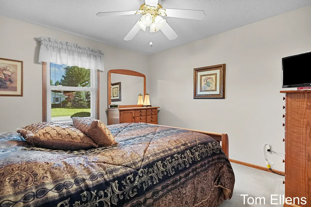 2945 Rolling Hills Court Georgetown Charter Township MI 49426