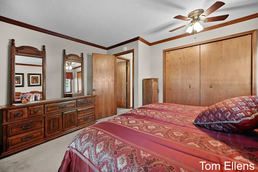 2945 Rolling Hills Court Georgetown Charter Township MI 49426