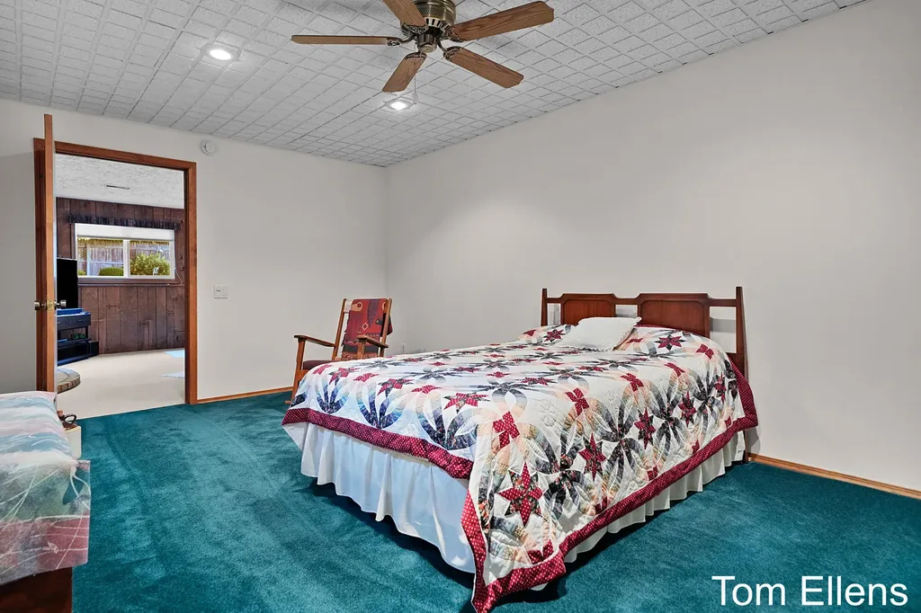 2945 Rolling Hills Court Georgetown Charter Township MI 49426