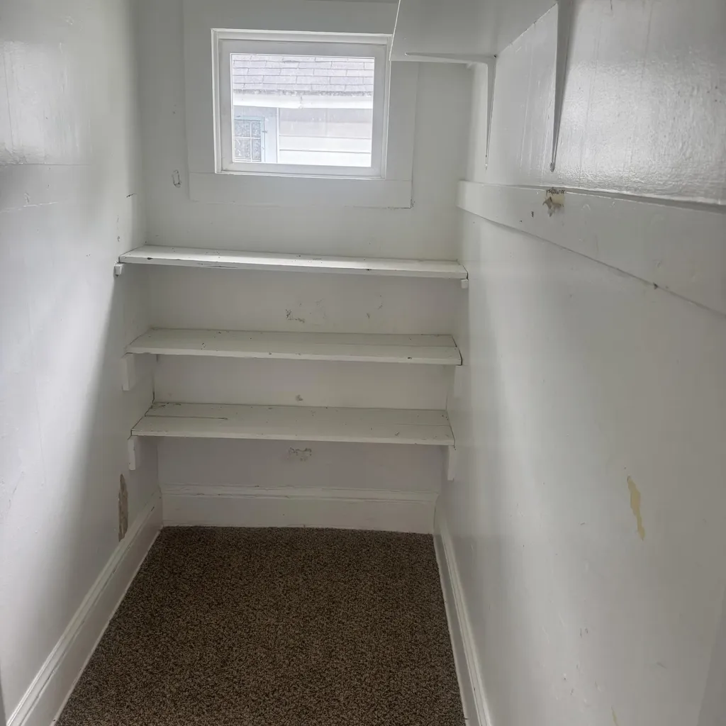 768 Hill Avenue Muskegon City MI 49442