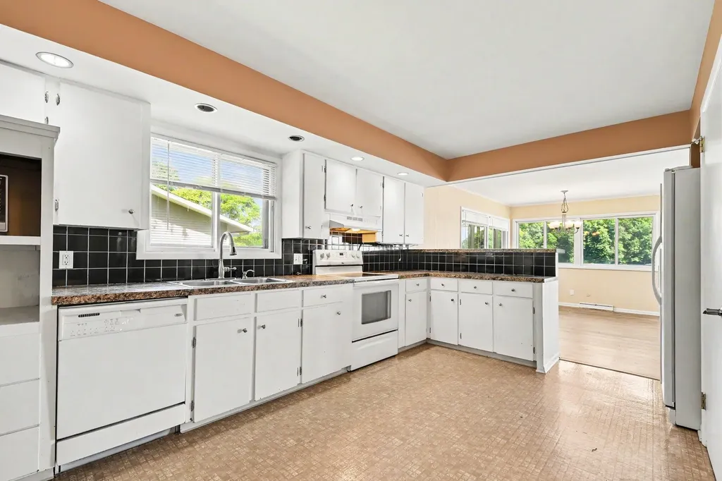 7261 Driftwood Drive SE Ada Township MI 49301