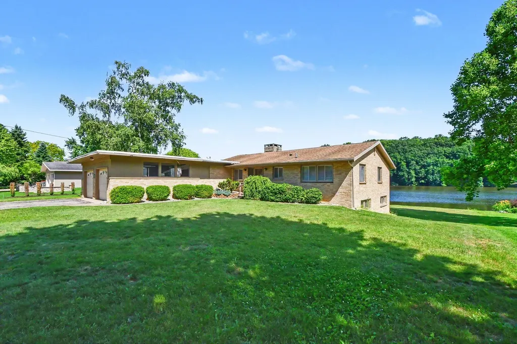 7261 Driftwood Drive SE Ada Township MI 49301