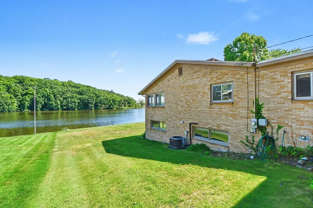 7261 Driftwood Drive SE Ada Township MI 49301
