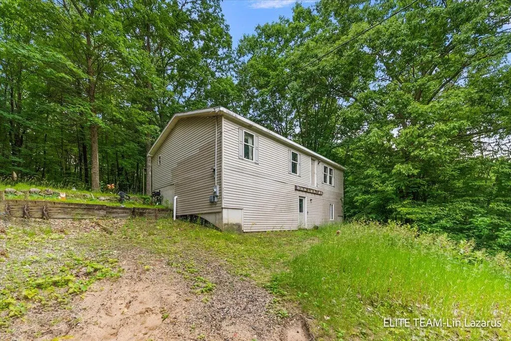 6718 Schmeid Road Cato Township MI 48850