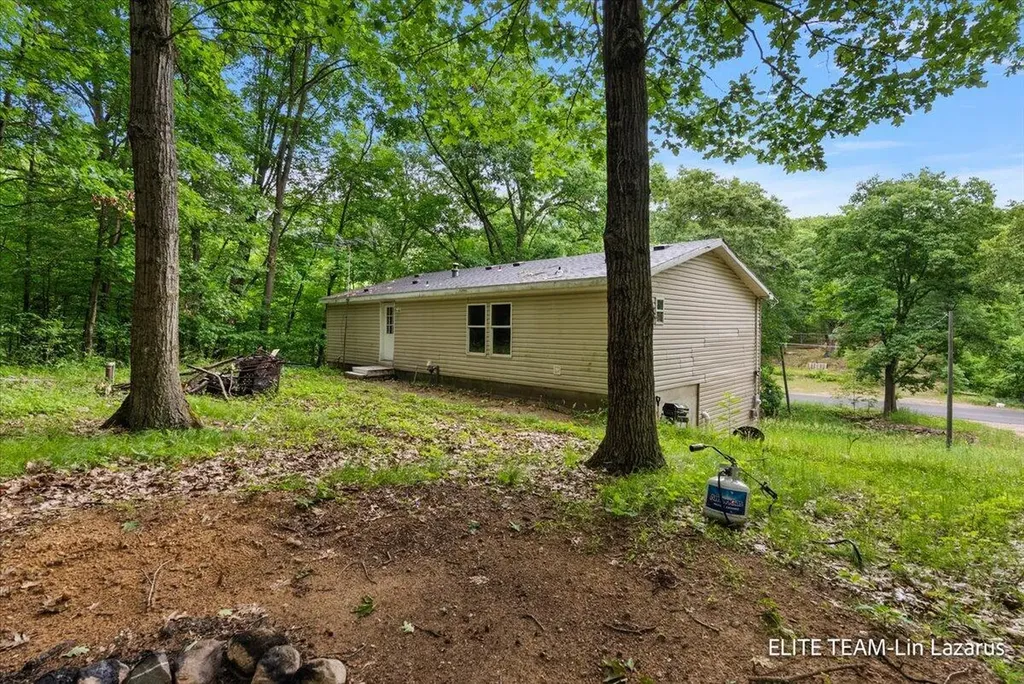 6718 Schmeid Road Cato Township MI 48850