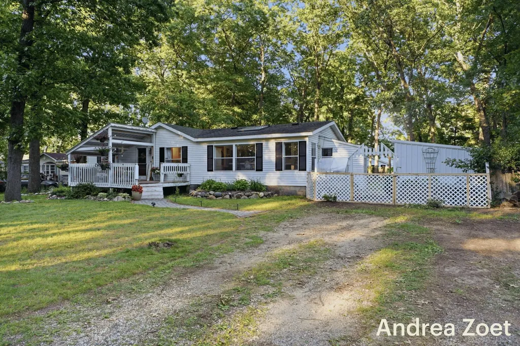 1705 Archwood Drive Yankee Springs Township MI 49348