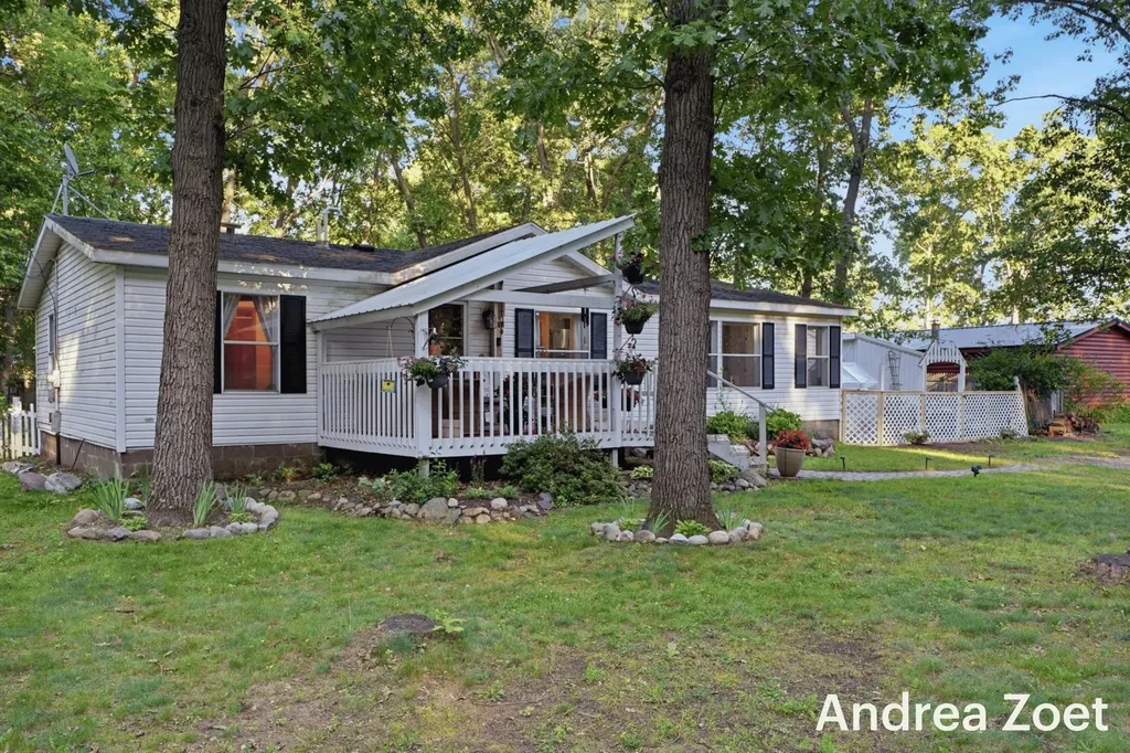 1705 Archwood Drive Yankee Springs Township MI 49348