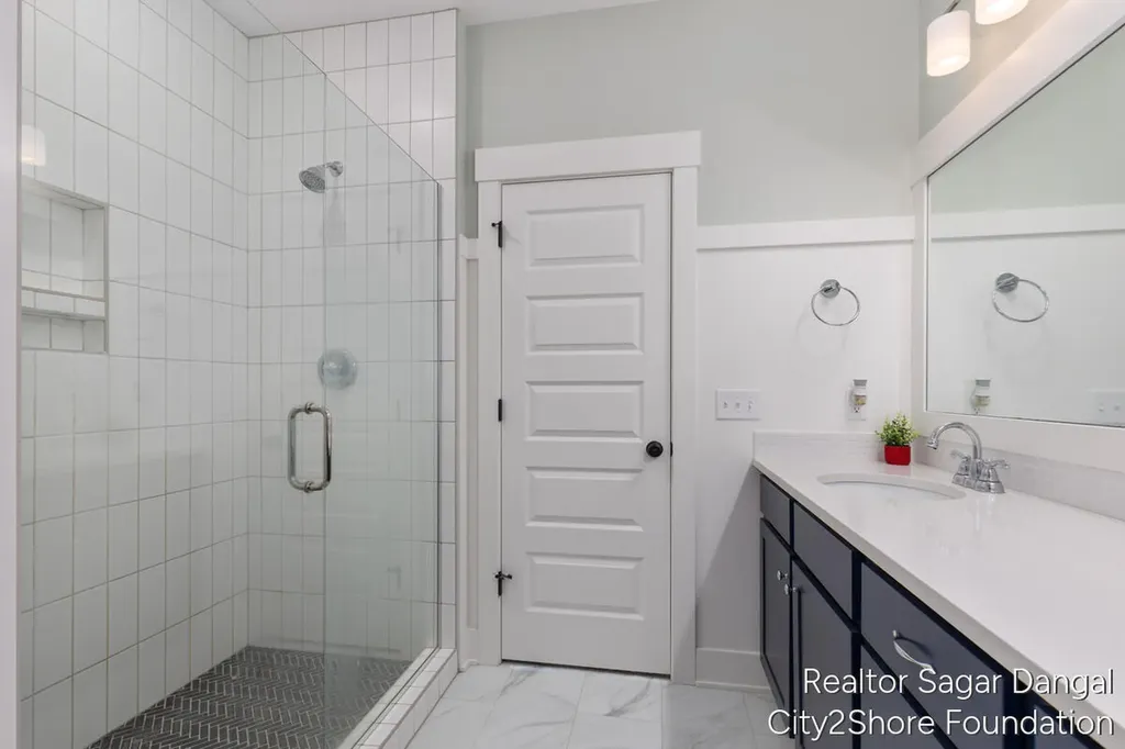 5961 SE Claymont Court SE Caledonia Township MI 49316