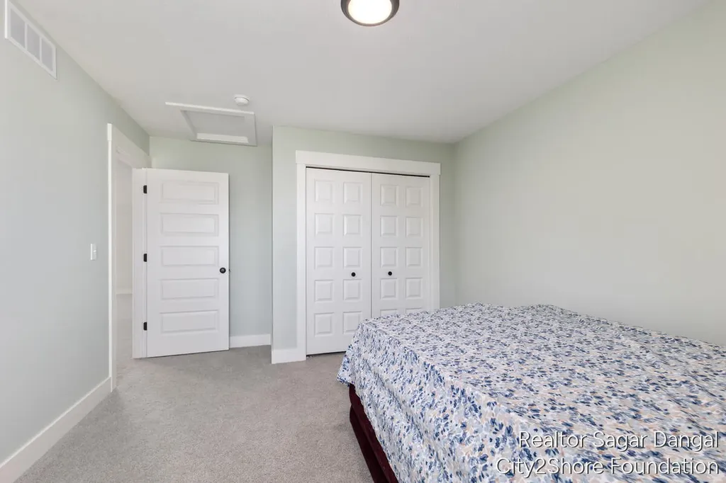 5961 SE Claymont Court SE Caledonia Township MI 49316