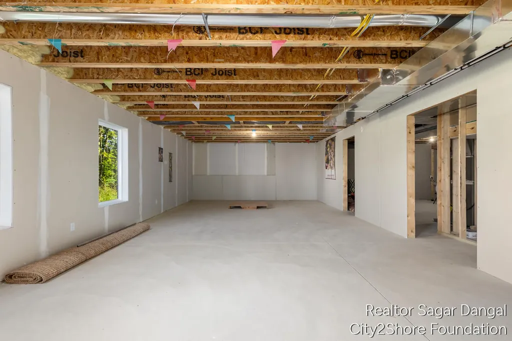 5961 SE Claymont Court SE Caledonia Township MI 49316