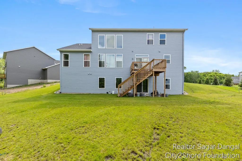 5961 SE Claymont Court SE Caledonia Township MI 49316