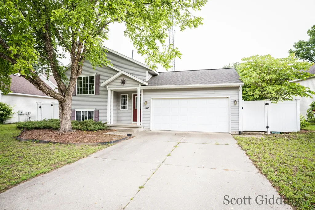 1100 Sprucewood Drive Greenville City MI 48838
