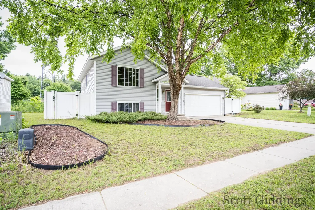 1100 Sprucewood Drive Greenville City MI 48838
