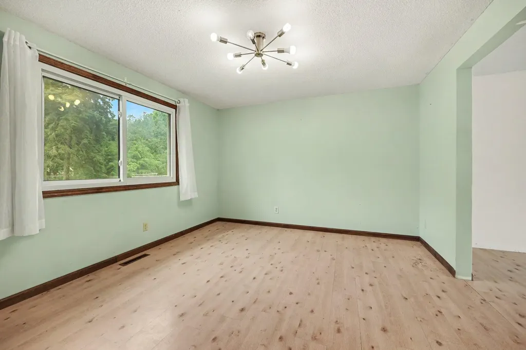1915 Shorewood Drive Norton Shores City MI 49441
