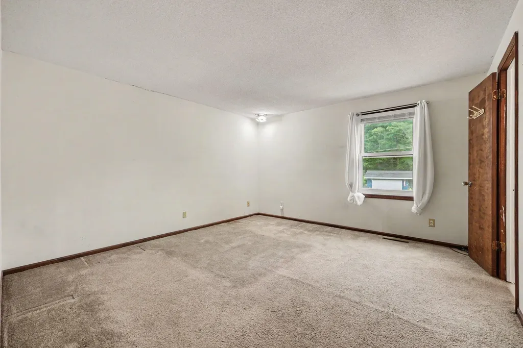 1915 Shorewood Drive Norton Shores City MI 49441