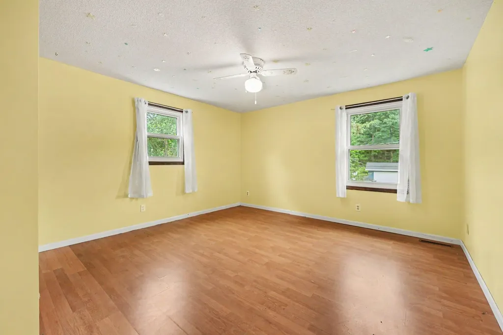 1915 Shorewood Drive Norton Shores City MI 49441