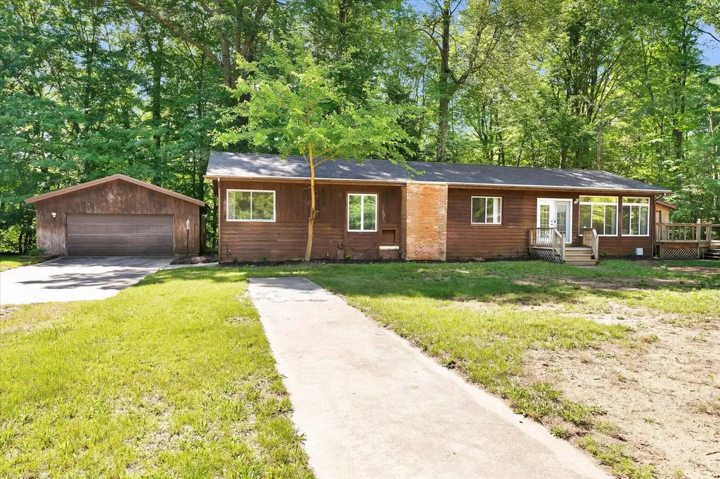 10088 S Brucker Avenue Bridgeton Township MI 49412