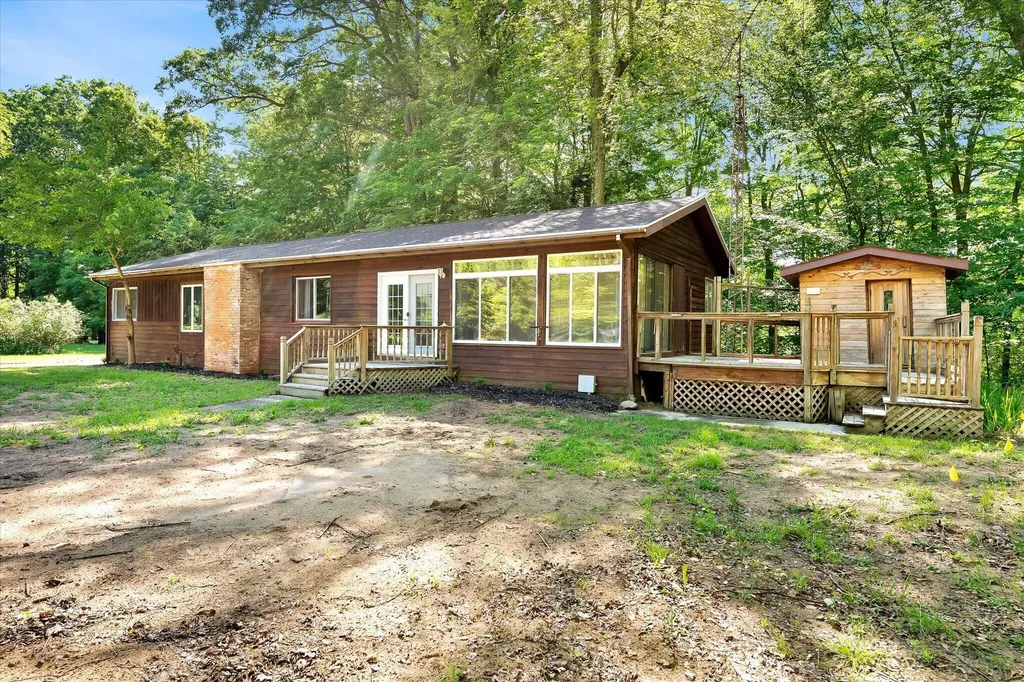 10088 S Brucker Avenue Bridgeton Township MI 49412