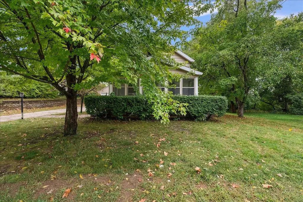 2222 Hoyle Avenue NW Walker City MI 49544