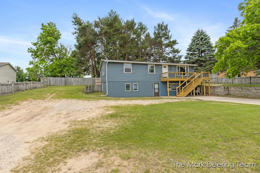 1031 Fuller Avenue Big Rapids City MI 49307