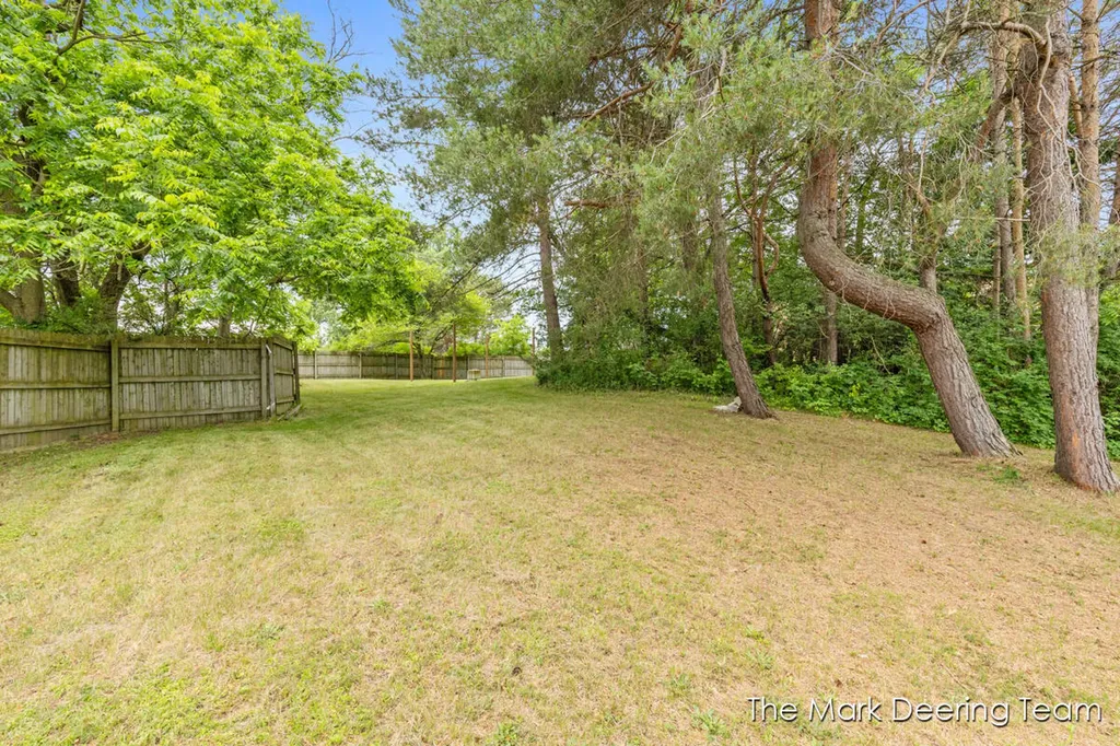 1031 Fuller Avenue Big Rapids City MI 49307
