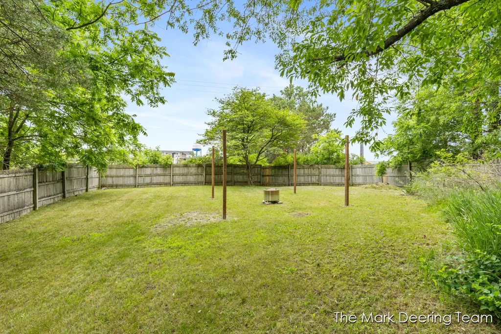 1031 Fuller Avenue Big Rapids City MI 49307