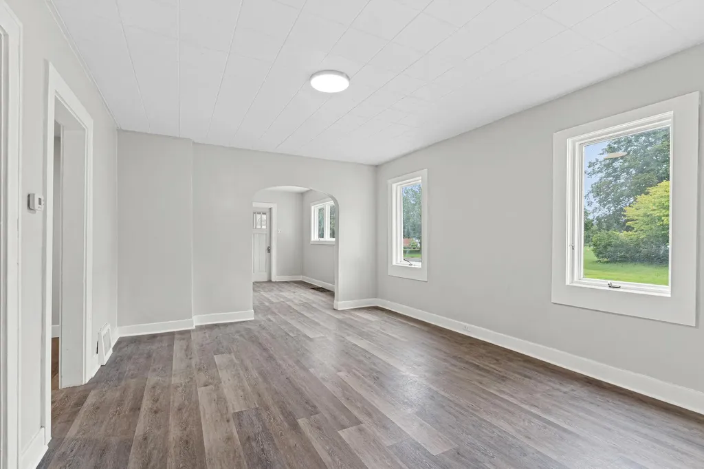 1632 W Lakewood Boulevard Park Township MI 49424