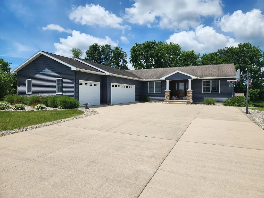 45 Browning Drive Wayland Township MI 49344