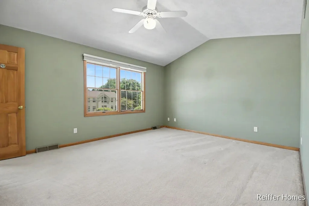 5115 Amanda Drive SW Wyoming City MI 49418