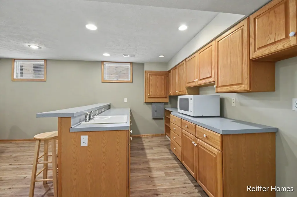 5115 Amanda Drive SW Wyoming City MI 49418